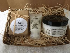 Medium  Chamomile and Rose Gift Box